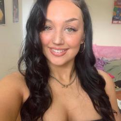 Esther is looking for singles for a date