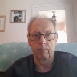 Alan is looking for singles for a date